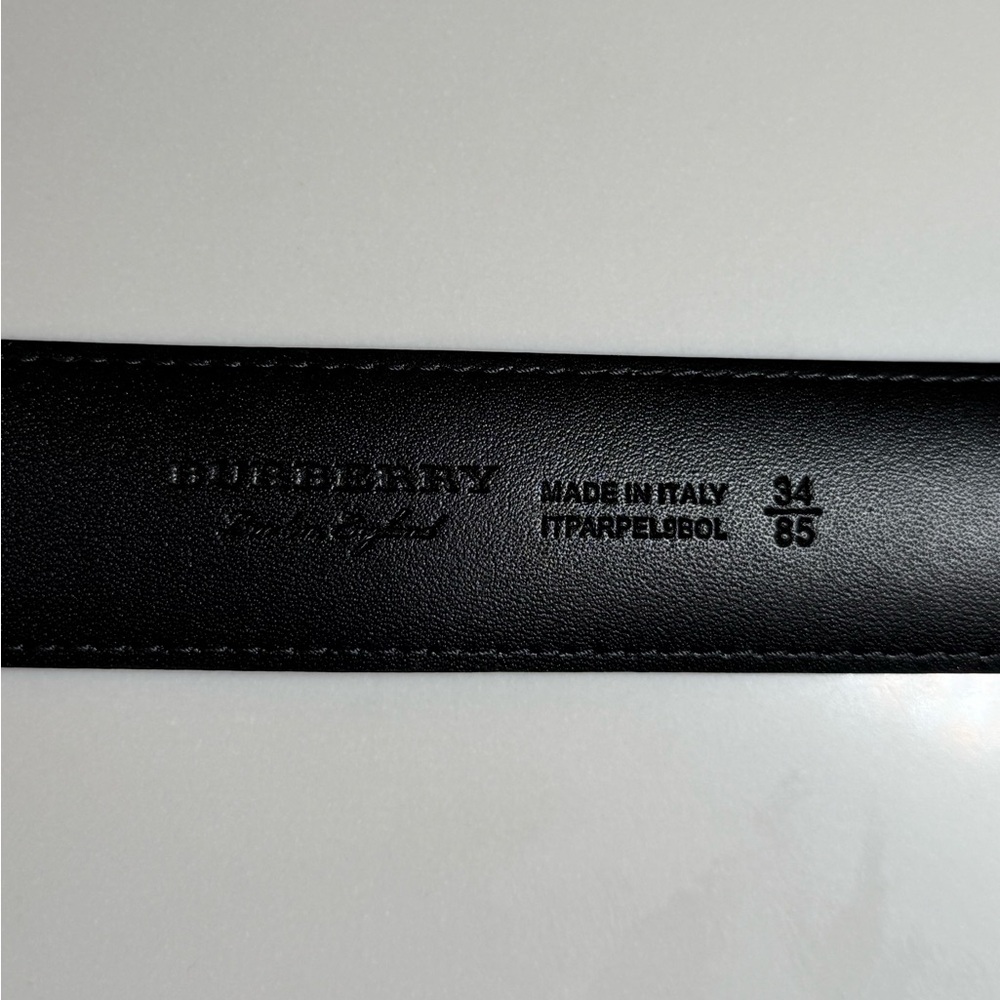 Burberry Nova Check belt like new. Few minor scuffs on buckle. - Picture 3 of 6